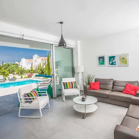 Greco Ccv2 Villa Protarász