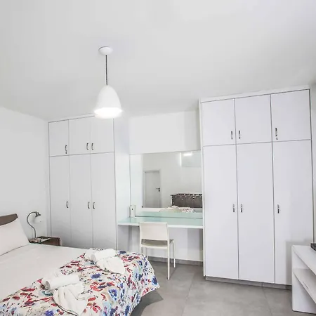 Greco Ccv2 Villa