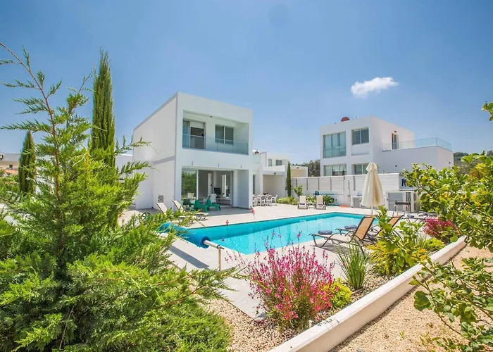 Villa Greco Ccv2 Protaras